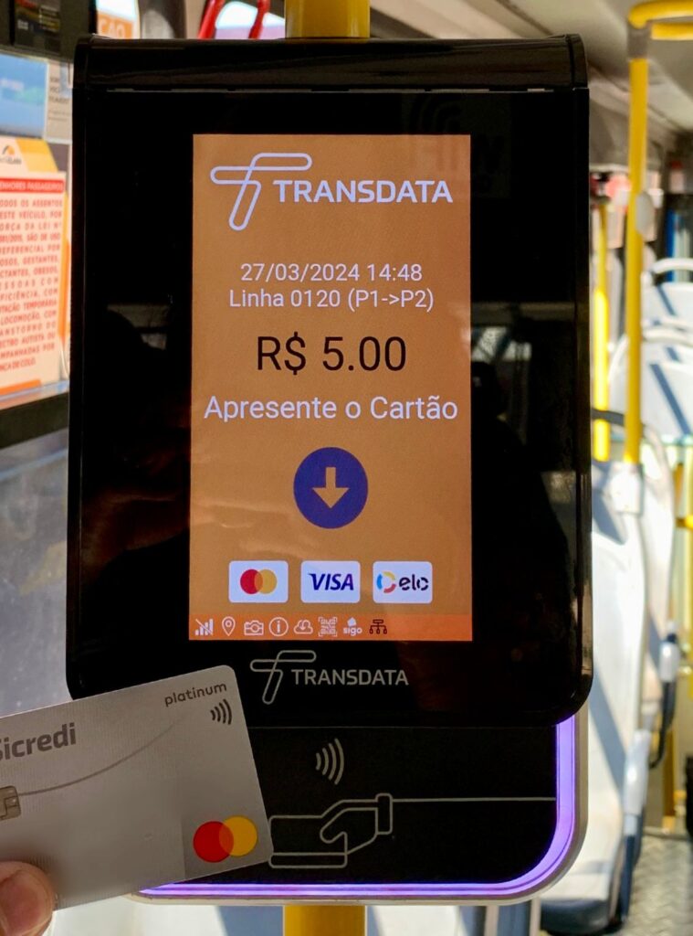 Onibus de Foz do Iguacu Agora Aceitam Cartao de Credito e Debito