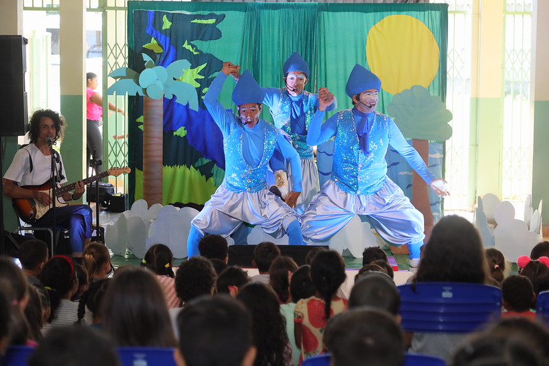 🌍🎭 Espetáculo “Três Gotinhas de Chuva”: Conscientização Ambiental para Crianças nas Escolas 🏫