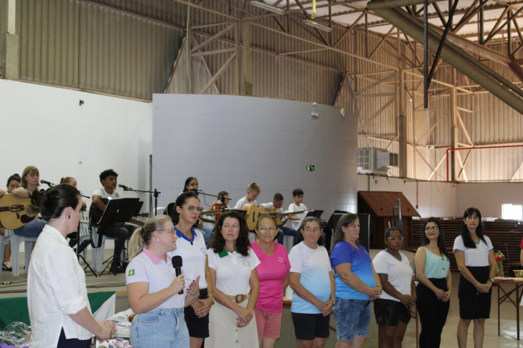 CLUBES DE MÃES DE ENTRE RIOS DO OESTE REALIZAM 1º CAFÉ DO ANO DE 2024 

Secretaria de Assistência Social juntamente com o Clube de Mães Recanto Feliz