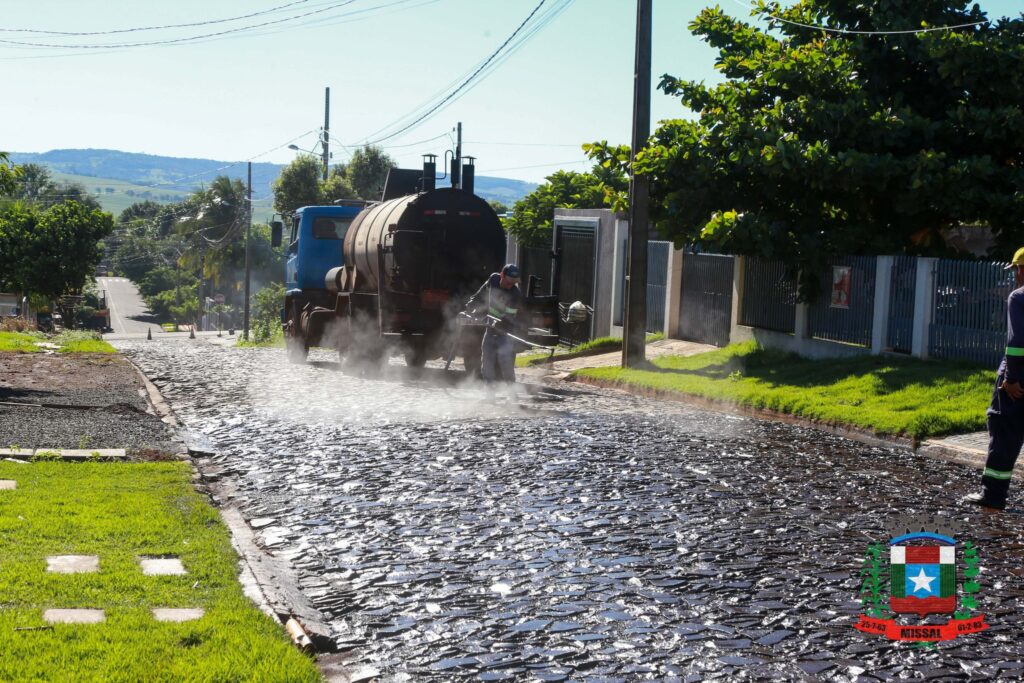 Recape Asfáltico iniciado no Loteamento Sítio Verde em Missal

Na manhã desta quinta-feira, 18 de abril, a Terraplanagem Aliança iniciou os trabalhos