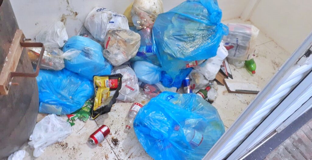 #CONSCIENTIZAÇÃOASSOREMI alerta moradores para a separação correta do lixo

Recentemente a ASSOREMI lançou a Campanha “Resíduos Zero”, em parceria com