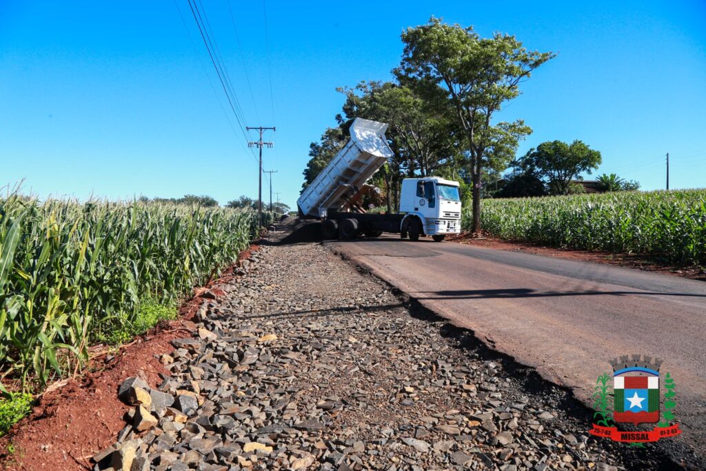 Ciclofaixa no sentido a Prainha de Missal está em Construção

A Administração Municipal de Missal está com várias obras em andamento no município. Uma