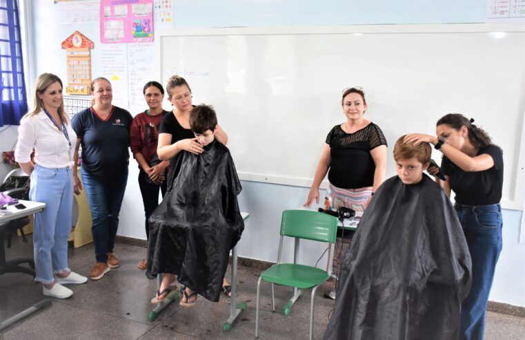 Corte de Cabelo nas Escolas de São Miguel do Iguaçu: Projeto Transformador! ✂️💇‍♂️