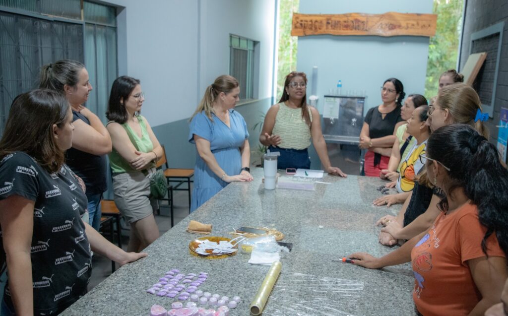 Oficina de Saboaria com Óleos Essenciais: Empreendedorismo e Sustentabilidade

O Município de Guaíra via SEMAIM - Secretaria Municipal de Agropecuária