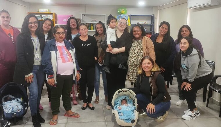 Encontro das Gestantes em Santa Terezinha de Itaipu: Dicas e Cuidados no Pré, Parto e Pós-Parto 🤰💬