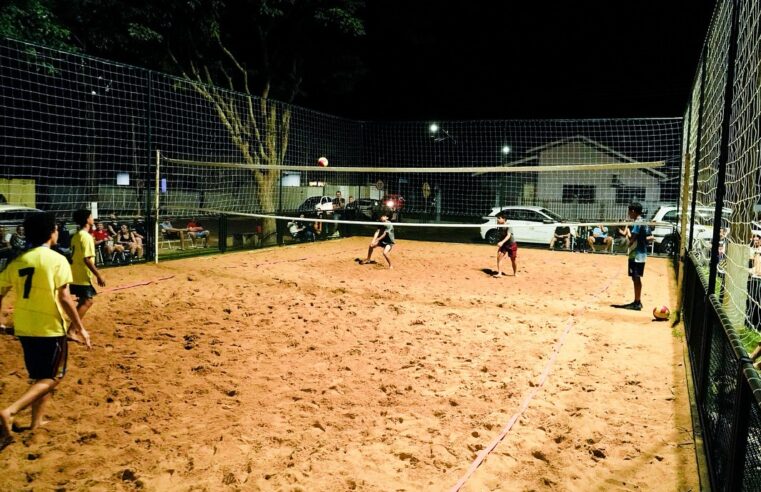 🏐 Festival Vôlei de Praia Celebra 42 Anos de Santa Terezinha de Itaipu com Grandes Disputas!