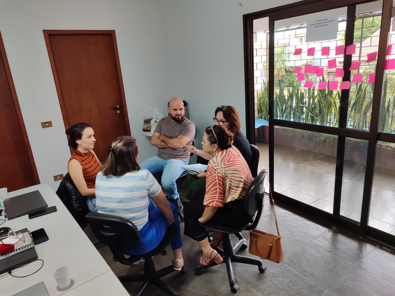 Oficina GESTÃO ESCOLAR em Terra Roxa capacita lideranças para aprimorar a aprendizagem 📚✨