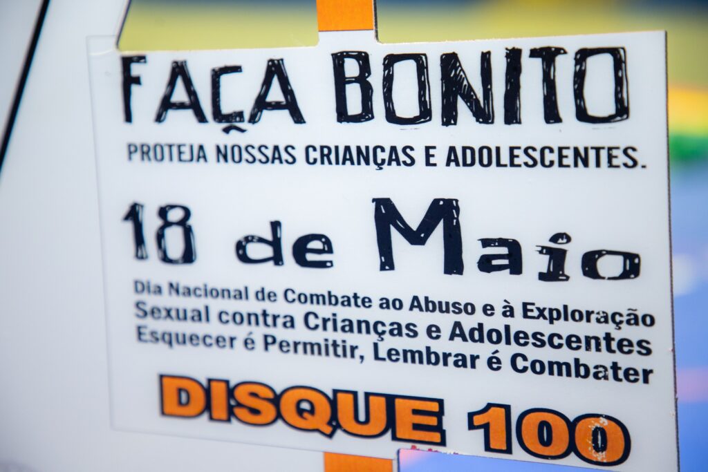 Município Comemora Sucesso da Campanha Faça Bonito

O Município de Guaíra via Secretaria Municipal de Assistência Social (SEMAS) e a Secretaria Munici