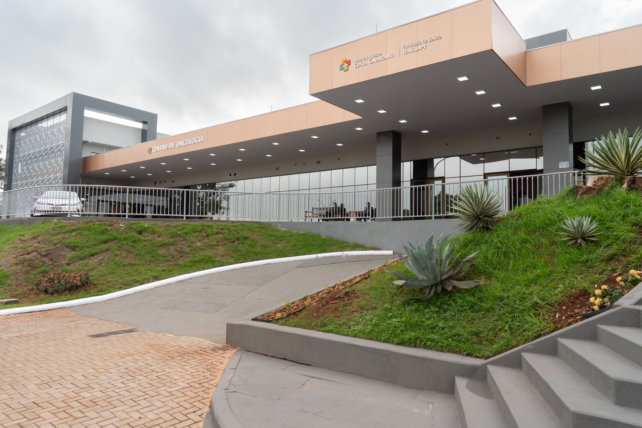 Hospital Costa Cavalcanti reinaugura Centro de Oncologia com capacidade ampliada 🏥✨