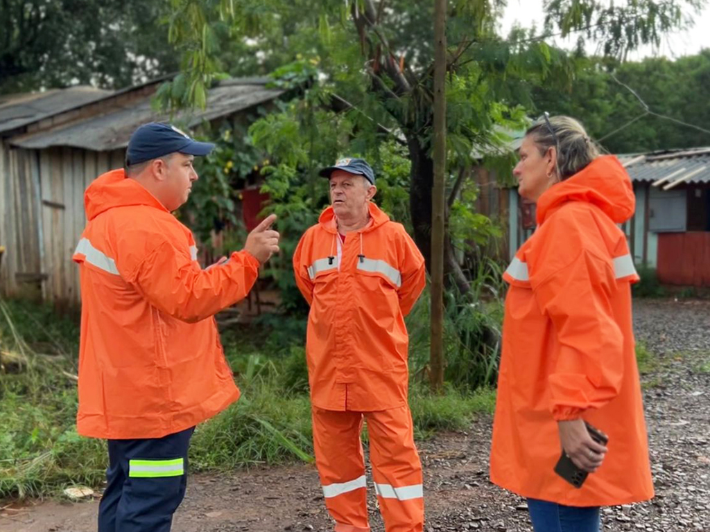 Defesa Civil Monitora Rios em São Miguel do Iguaçu: Alerta e Orientações! 🌊🚨