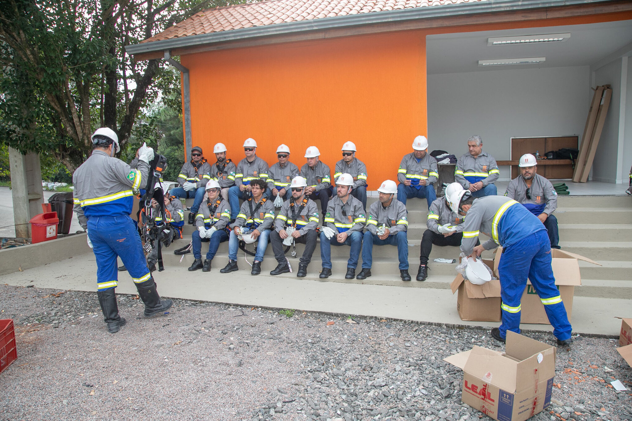 Curso gratuito de roçada da Copel: Capacite-se e proteja a rede elétrica! 🌿🔋