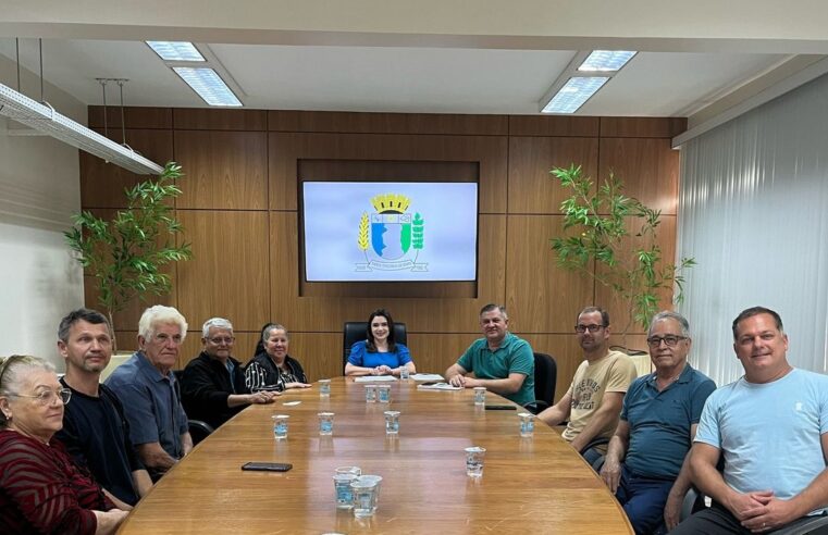 Prefeita de Santa Terezinha de Itaipu Reforça Compromisso com Moradores da Vila Aparecidinha 🏘️🤝