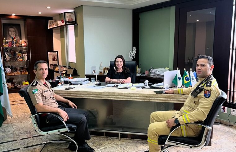 🚒 Reunião em Santa Terezinha de Itaipu: Prefeita e Bombeiros Discutem Segurança e Projetos Futuros