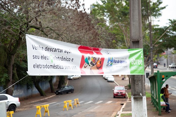 🌿 Drive-Thru para Descarte de Eletroeletrônicos em Foz do Iguaçu: Participe!