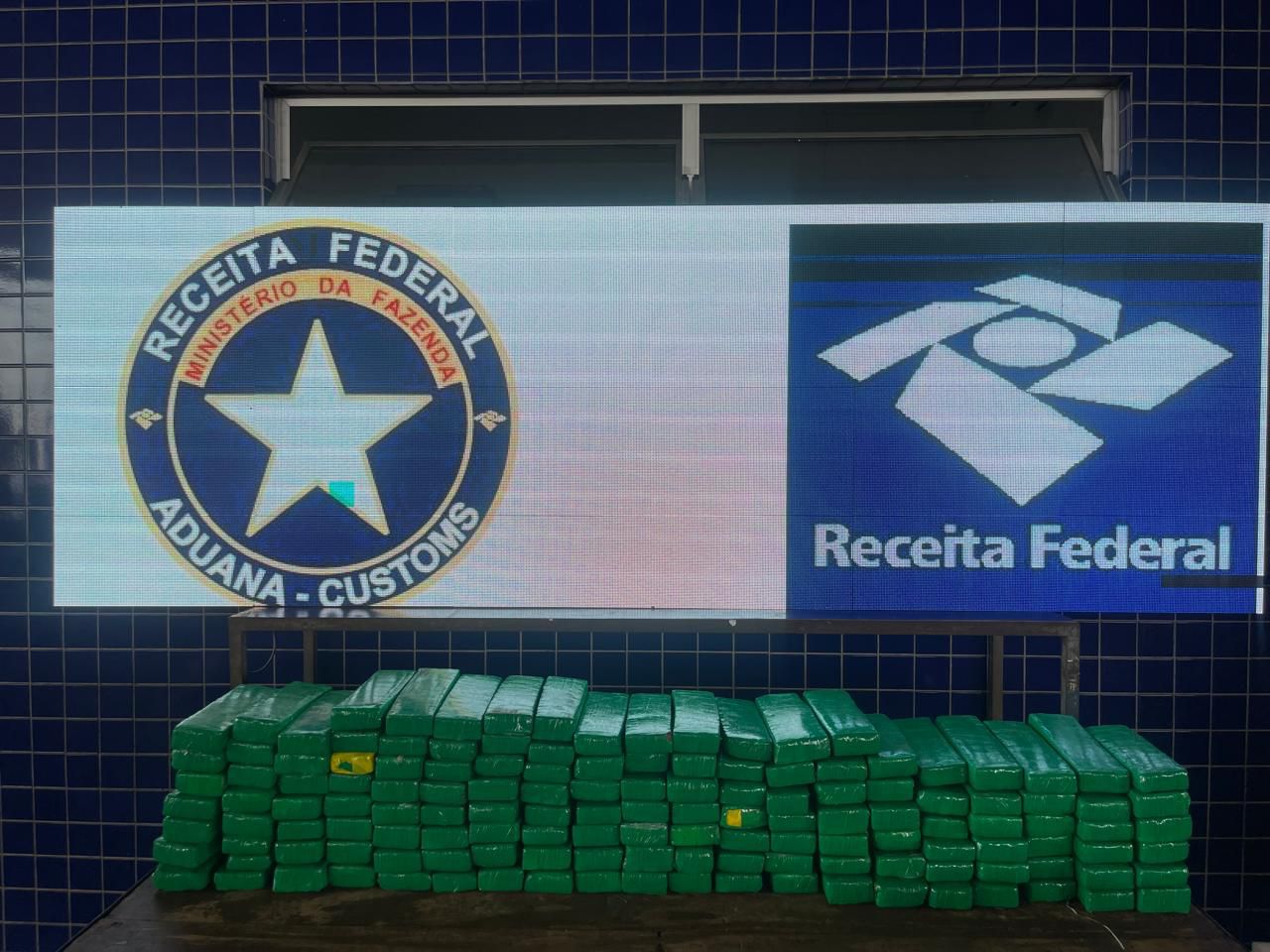 Receita Federal Apreende 115 kg de Maconha na Ponte da Amizade: Entenda a Operação