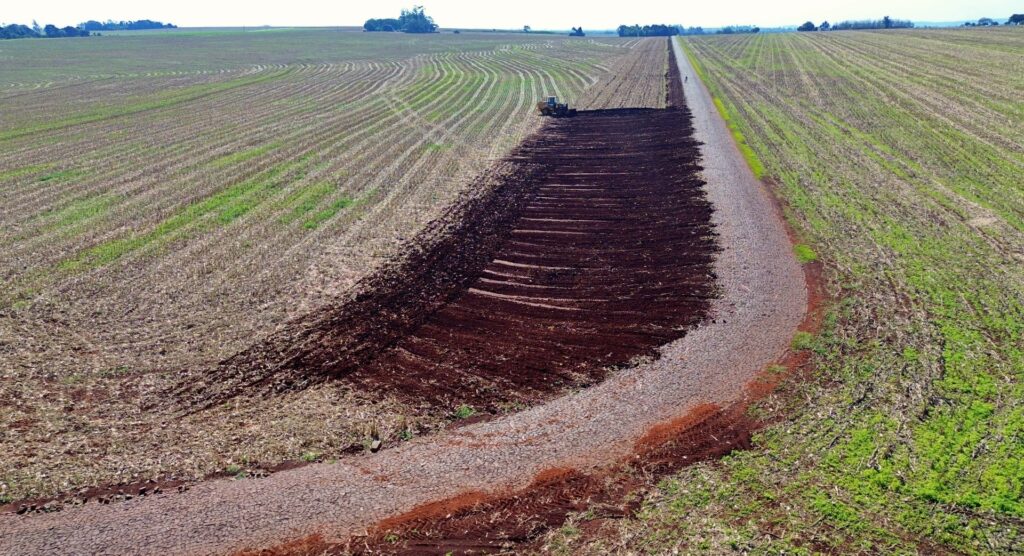 #CONSERVAÇÃOSecretaria de Agricultura realiza readequação de estradas rurais

Vários trechos de estradas rurais municipais estão recebendo melhorias n