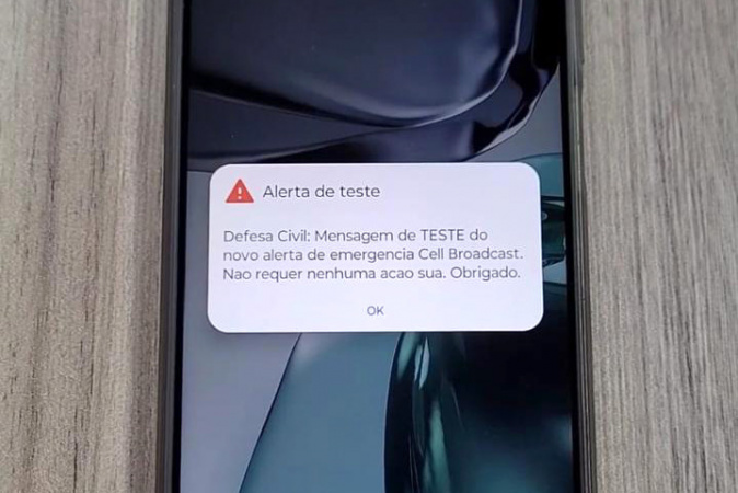 Defesa Civil do Paraná Testa Novo Alerta de Celular para Eventos Climáticos 📱