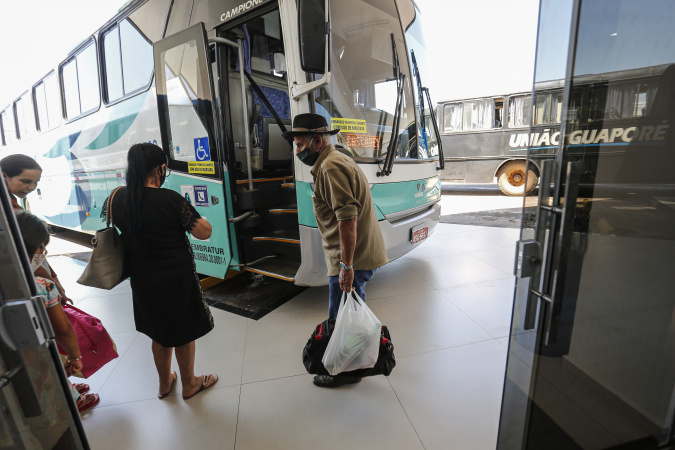 🚍🆓 Passagens Grátis para Idosos no Paraná: Novo Projeto de Lei em Debate!