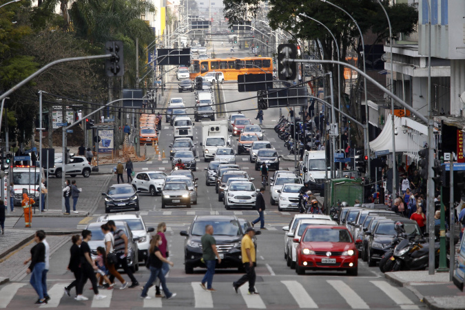 🚗 Licenciamento de Veículos no Paraná: Prazo para Placas Final 1 e 2 Começa em Agosto!