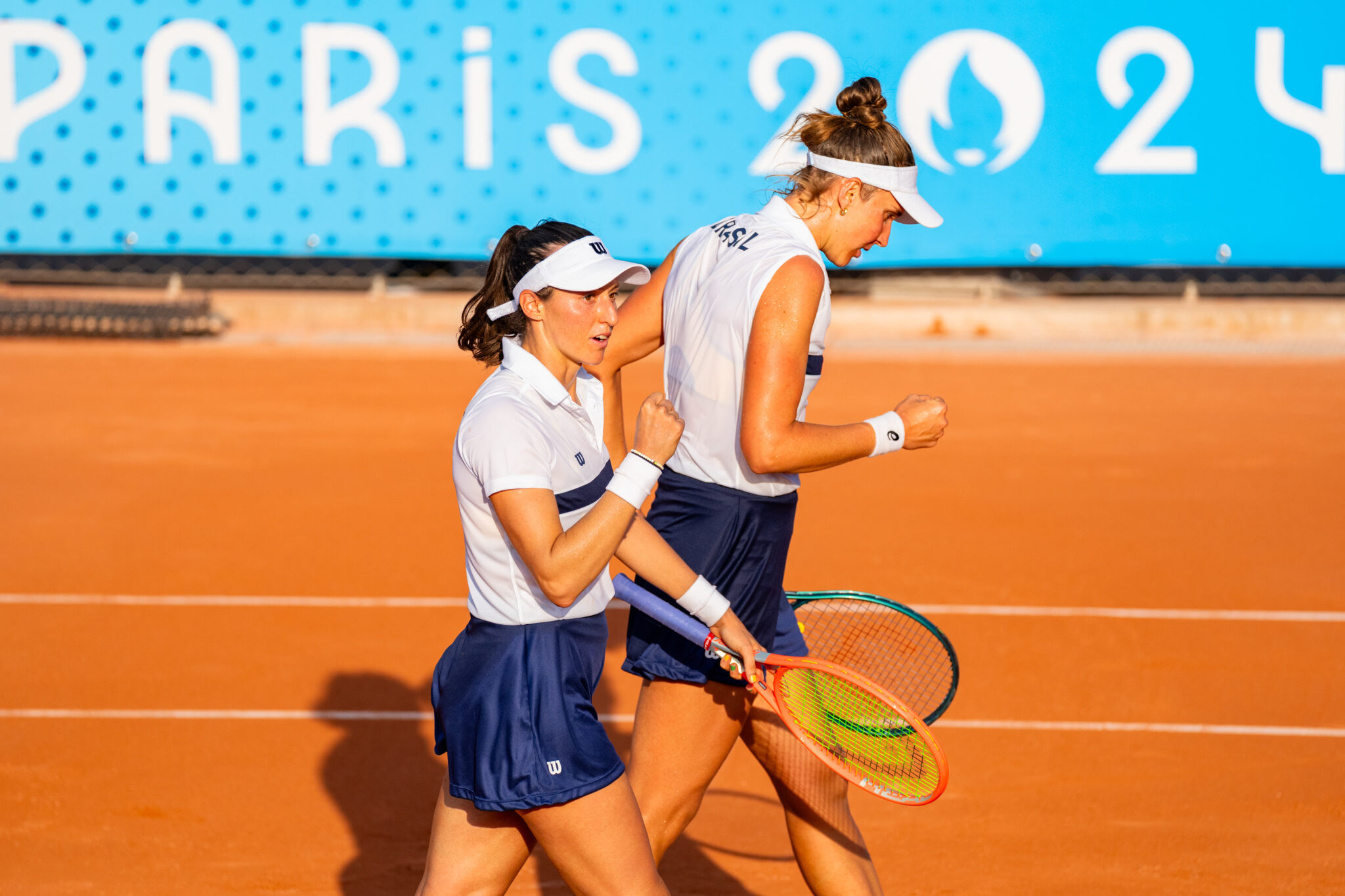 Tênis Brasileiro Brilha nas Duplas e Mantém Sonho Olímpico em Paris! 🎾🇧🇷