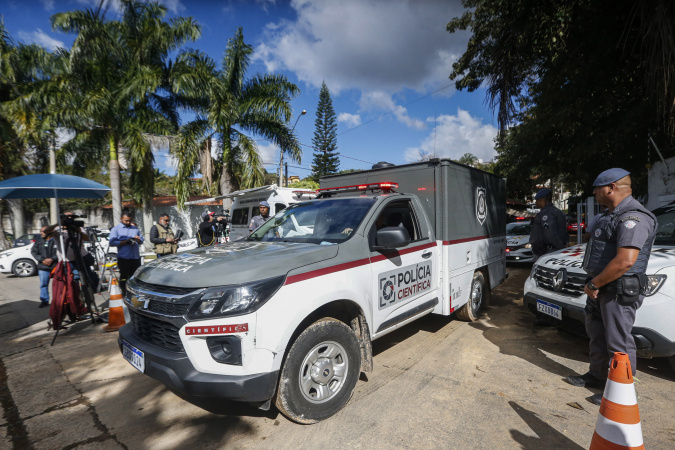 🚨 Urgente: Polícia Científica Faz Coleta de DNA para Identificar Vítimas de Acidente Aéreo em Vinhedo