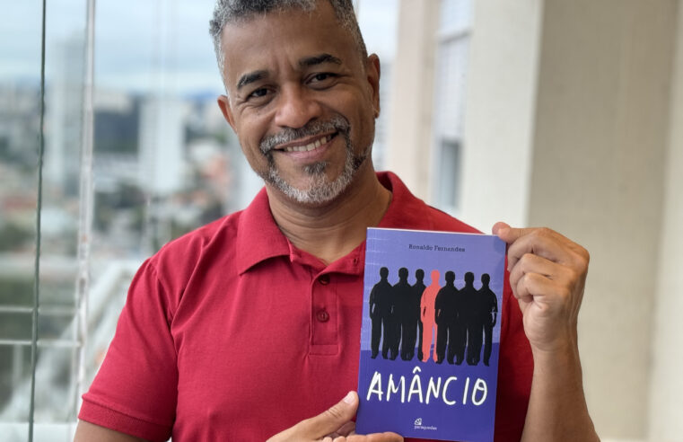 “Amâncio”: Ronaldo Fernandes Revela a Solidão e Lutas do Homem Negro Homossexual 🌟📖