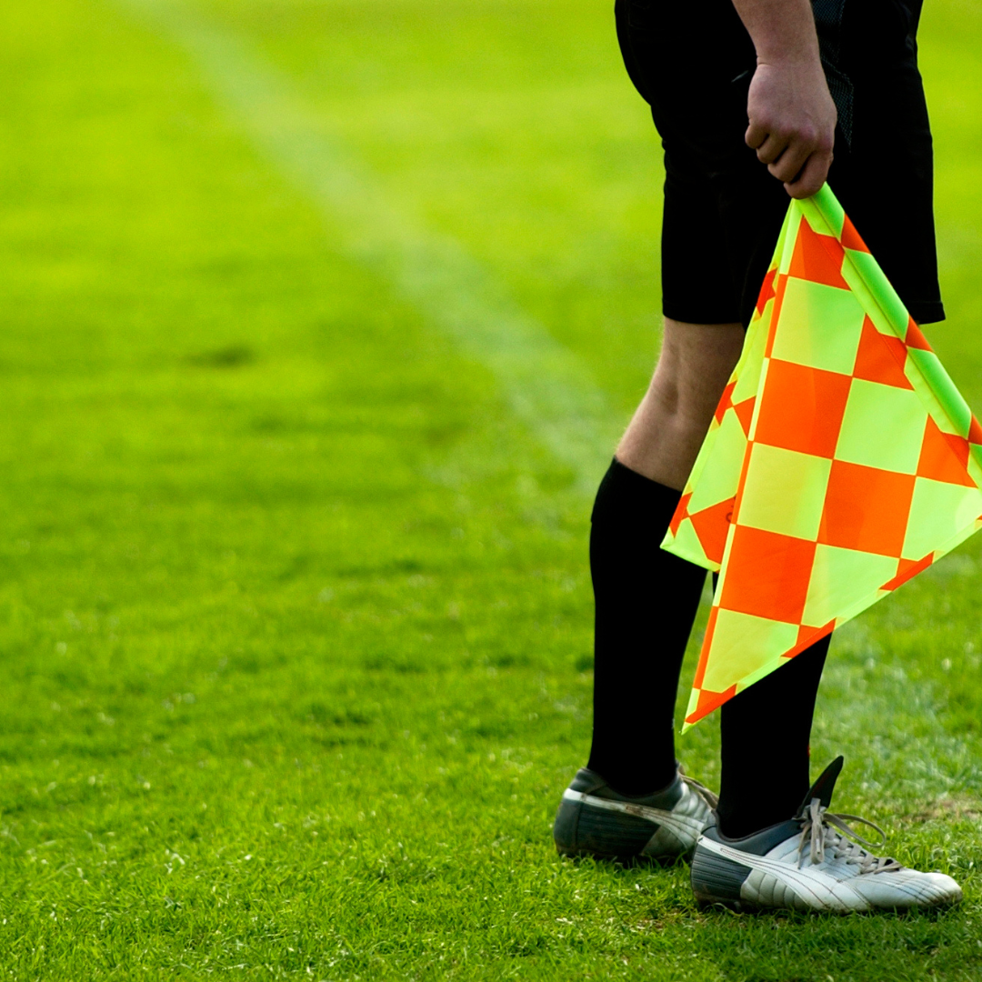 Confusão e Interrupção: São Clemente x Palmeiras no Veterano Encerrado Após Polêmica com Arbitragem ⚽🚨