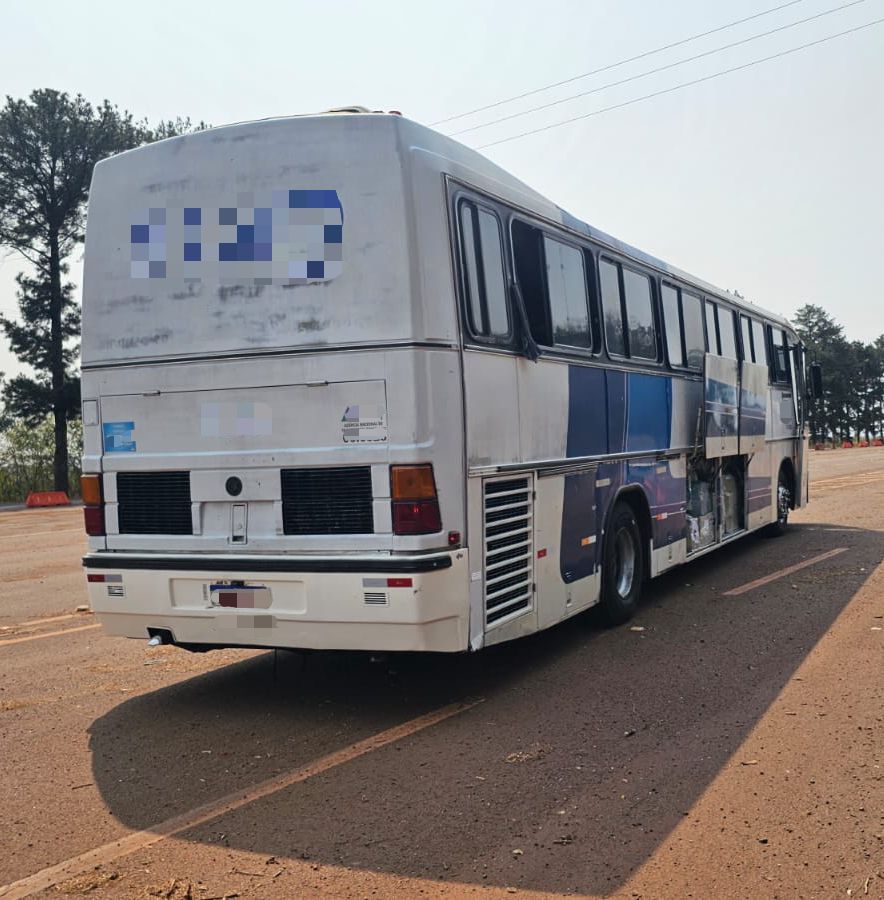 Receita Federal Apreende 3 Ônibus com R$ 840 Mil em Mercadorias Irregulares na BR-277! 🚍💰