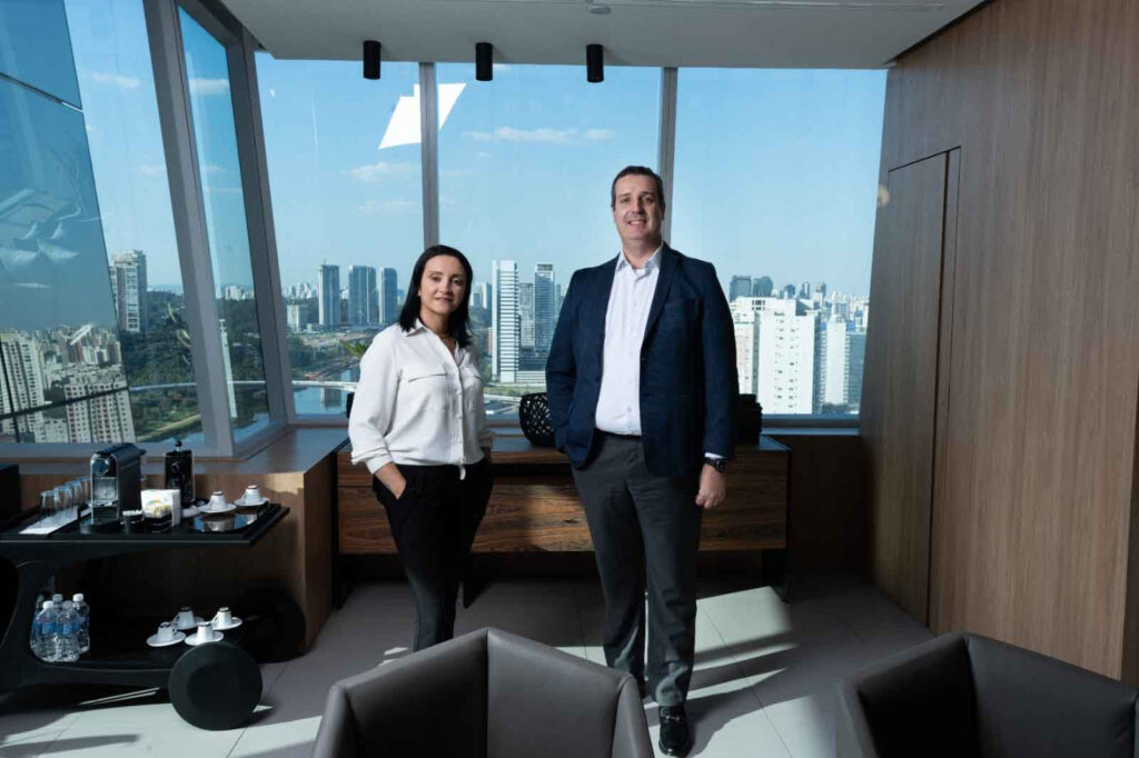 Marcia Abreu e Silvinei Toffanin