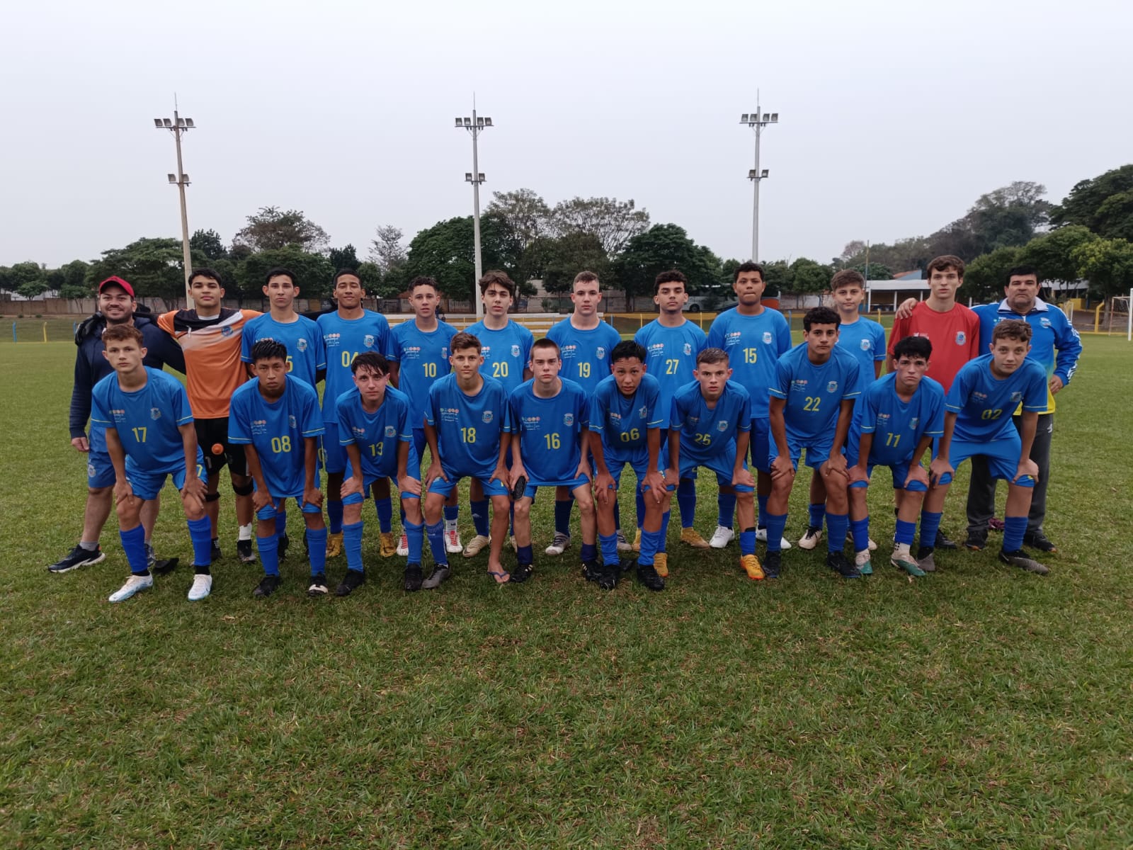 Santa Helena Assumiu a Liderança na Copa Amop Sub-16: Confira os Detalhes da Vitória! ⚽🏆