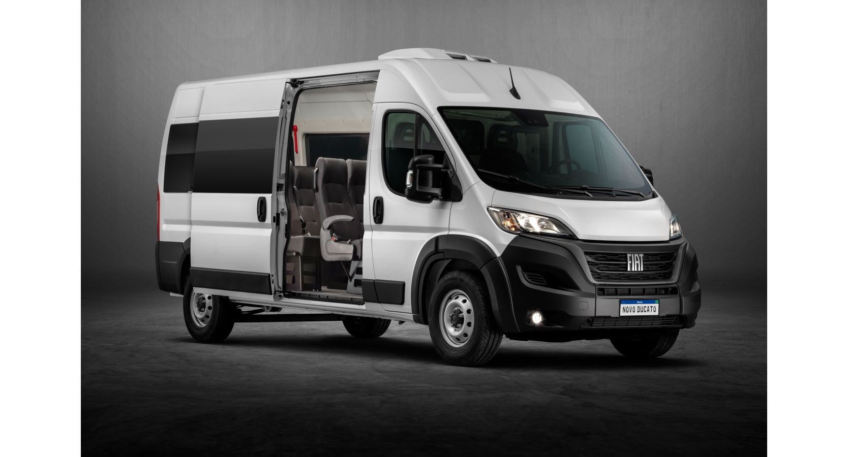 🚗🔥 Fiat Ducato 2025: Nova Versão com 15+1 Lugares e Itens Exclusivos! Confira as Novidades!