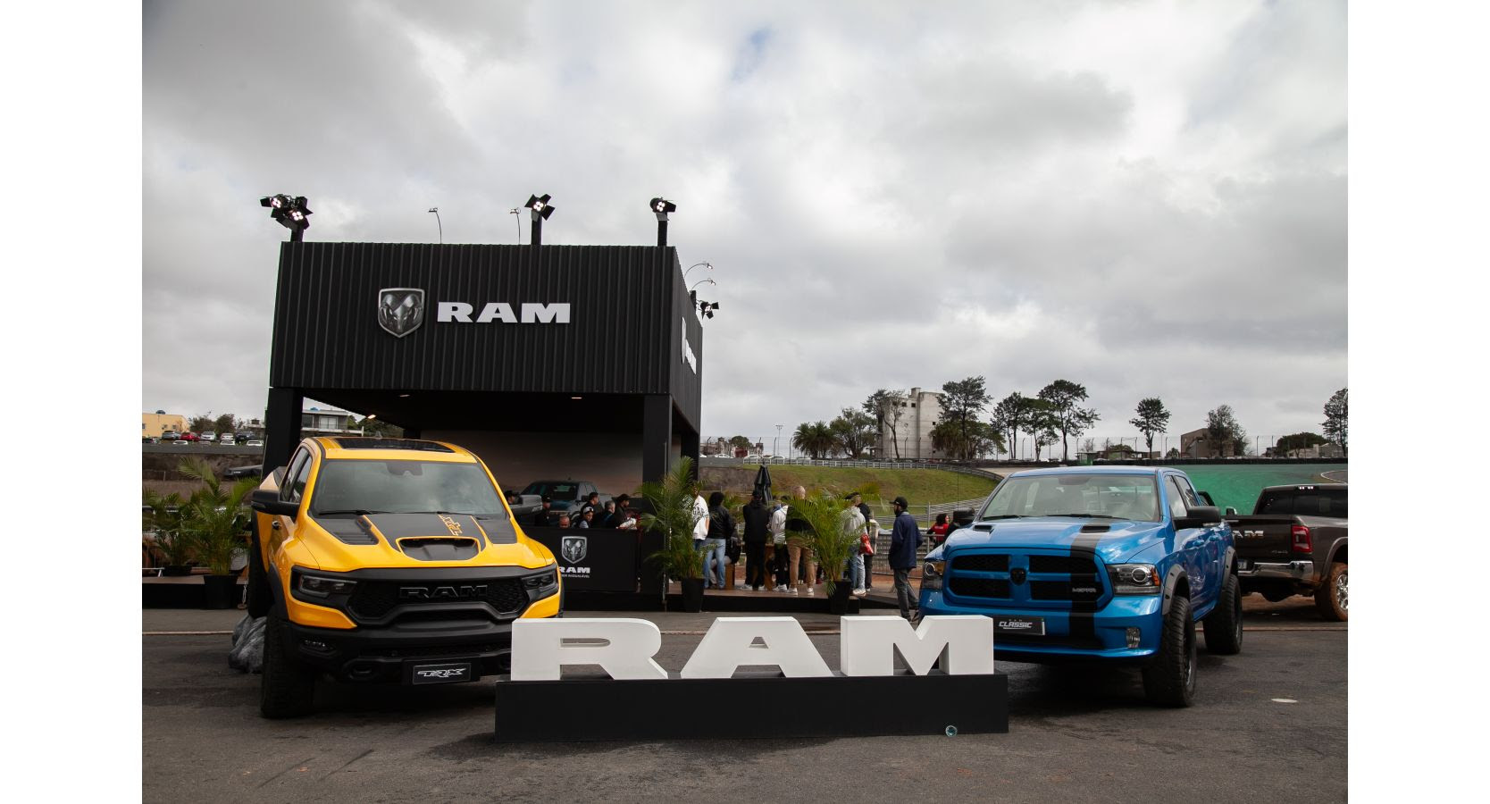 🚗✨ Ram Arrasa no Festival Interlagos 2024: Novidades e 900 Test-Drives! 🌟