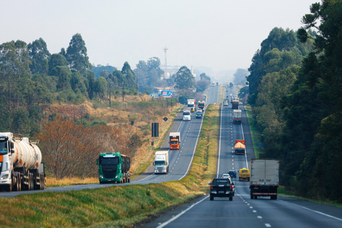 🚧 Novos editais de concessão das rodovias do Paraná saem amanhã! Descubra o que vem por aí e como isso impacta você 🚀