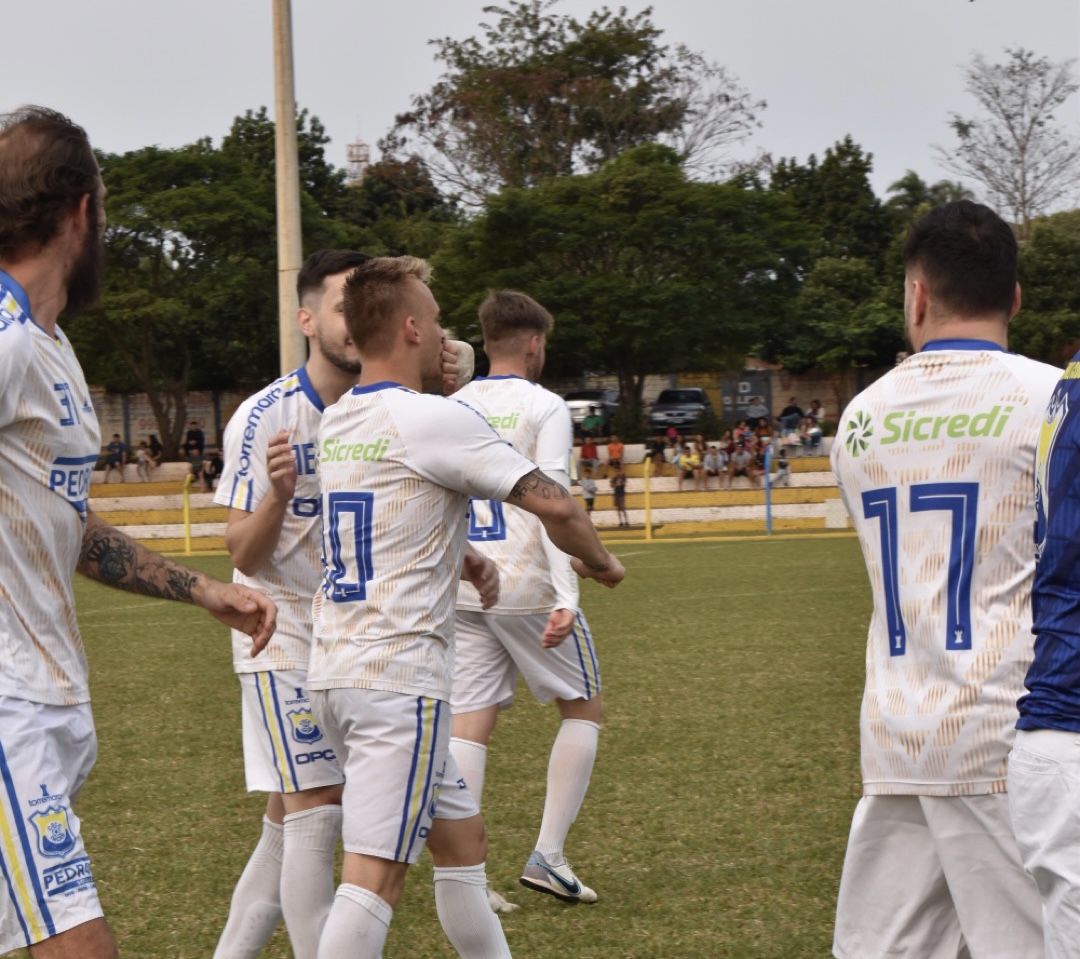 🔥 Incas Domina São Clemente com Hat-Trick de Dudu Pedrotti! Veja a Vantagem na Semifinal do Livre