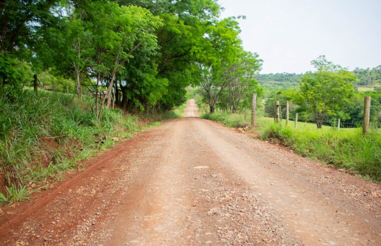 Medianeira intensifica melhorias nas estradas da Linha Sanga Seca