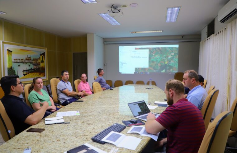 Itaipulândia: Reunião sobre subsídios para suinocultores