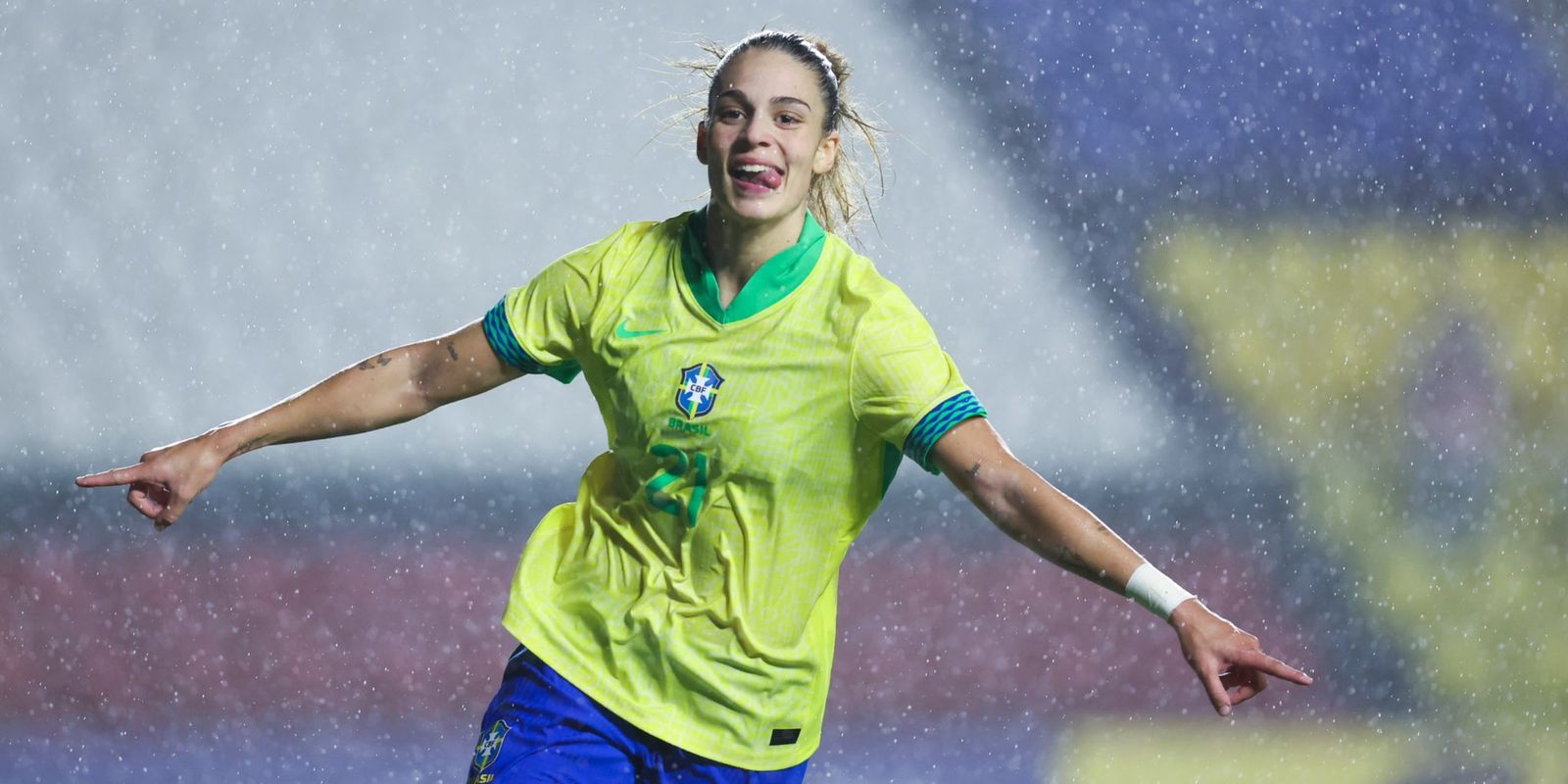 Brasil vence Colômbia por 3 a 1 e brilha no futebol feminino