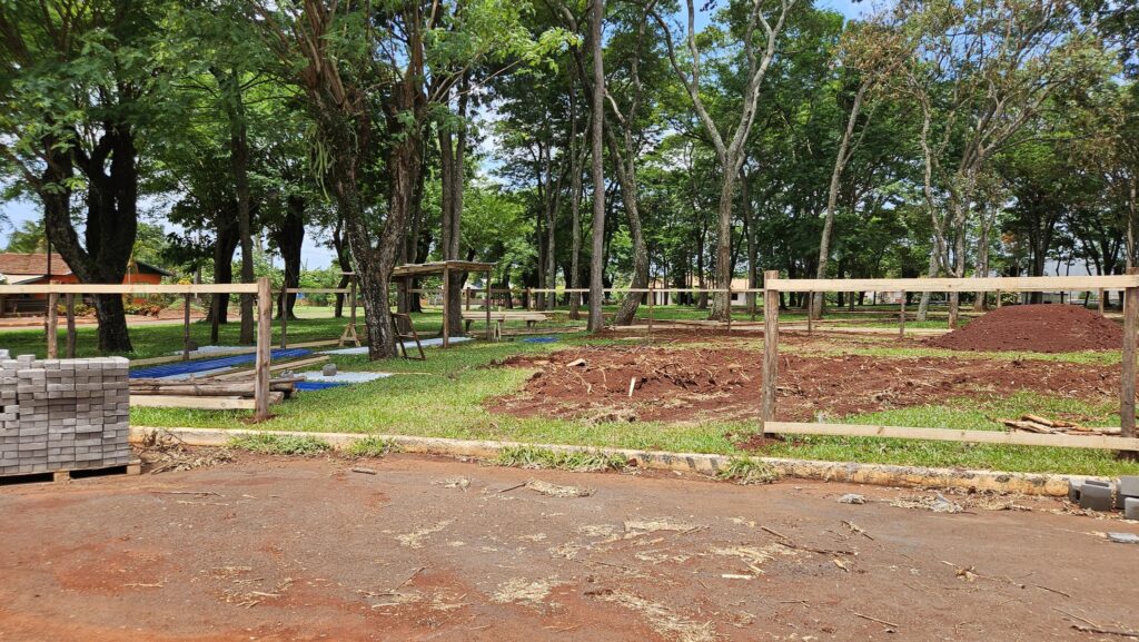 Iniciada a construção do centro de atividades físicas de Porto Mendes

O centro de atividades físicas do distrito de Porto Mendes está com as obras em