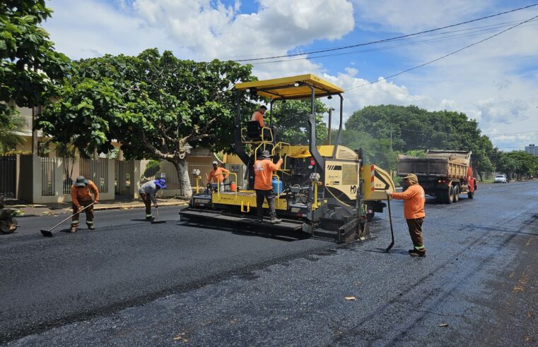 Pavimentação na Dom João VI em Marechal Cândido Rondon avança