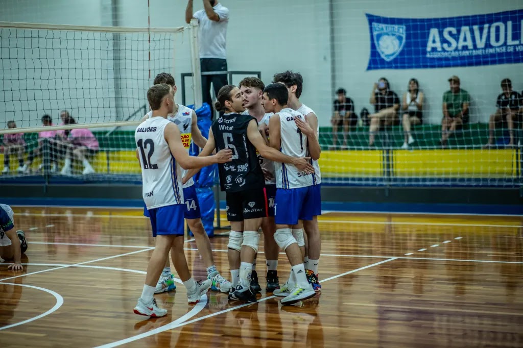 Finais do Campeonato de Voleibol 2024 em Santa Helena