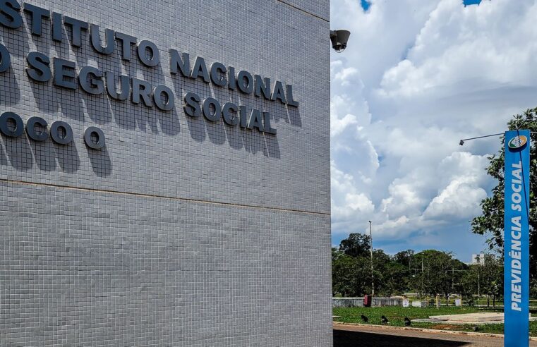 INSS inicia pagamentos de novembro com 13º nesta segunda