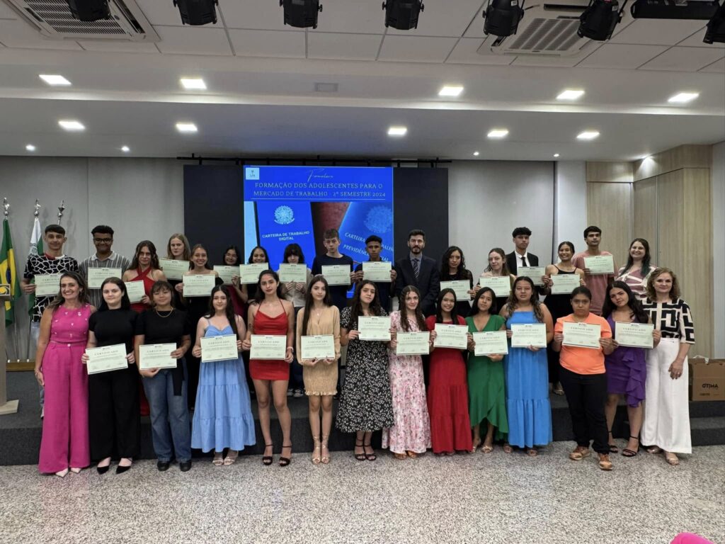 Formada mais uma turma do projeto de “Preparação dos Adolescentes para o Mercado de Trabalho” 

28 jovens que residem nos seis municípios da comarca r