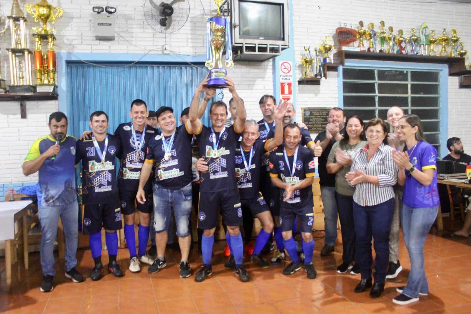 Linha Gaúcha é campeão veterano no Suíço 2024 nos pênaltis