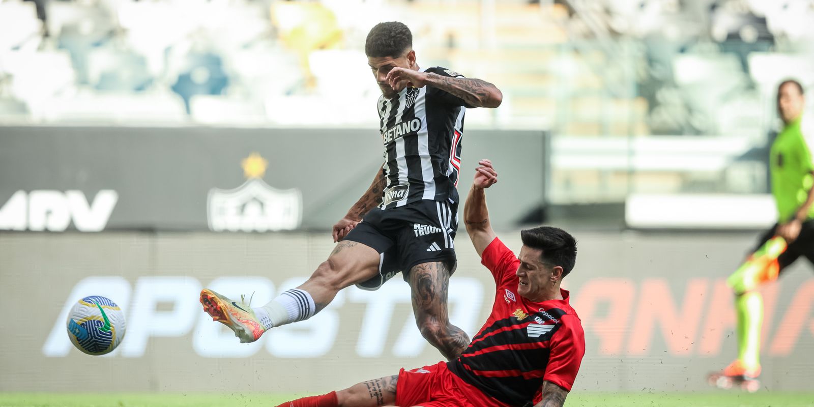 Athletico-PR rebaixado no ano do centenário após derrota ⚽