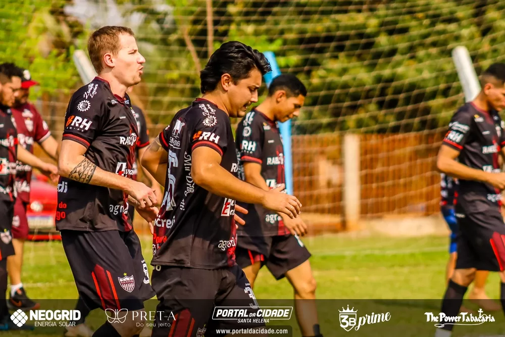 São Clemente reforça elenco com lateral Gabriel Neves ⚽