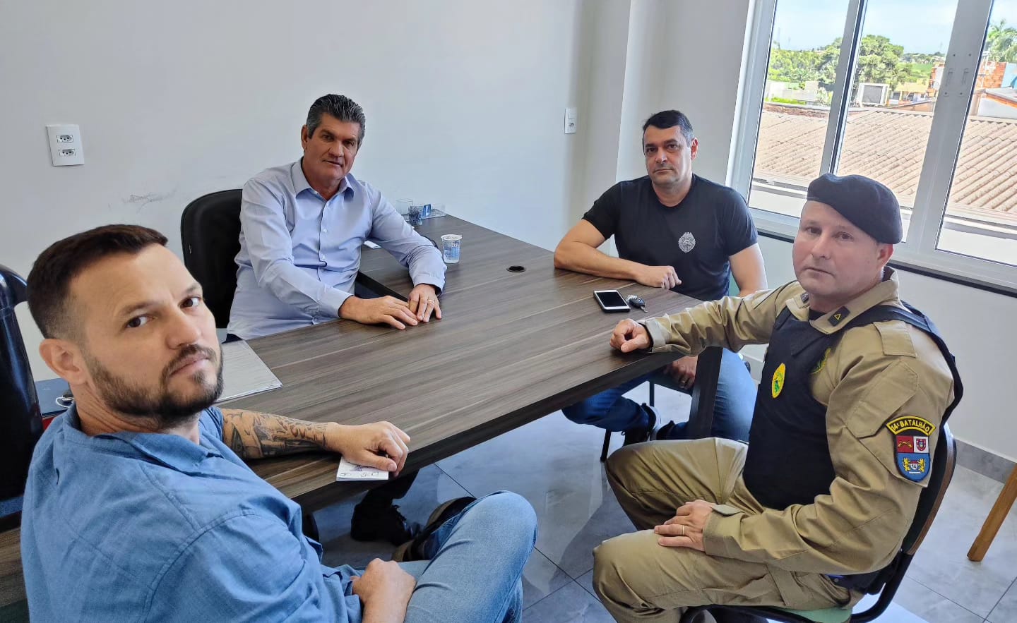 Prefeito Bim e Polícia Militar discutem segurança em Santa Terezinha 🚔