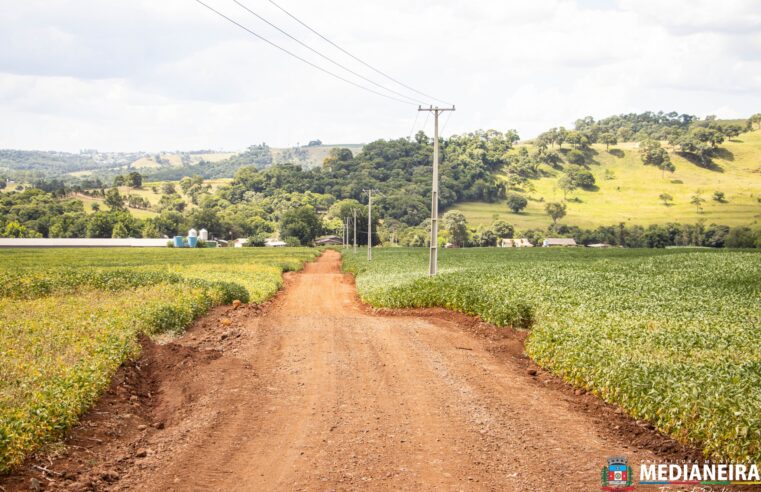 Estradas de Medianeira recebem melhorias para a safra 🚜