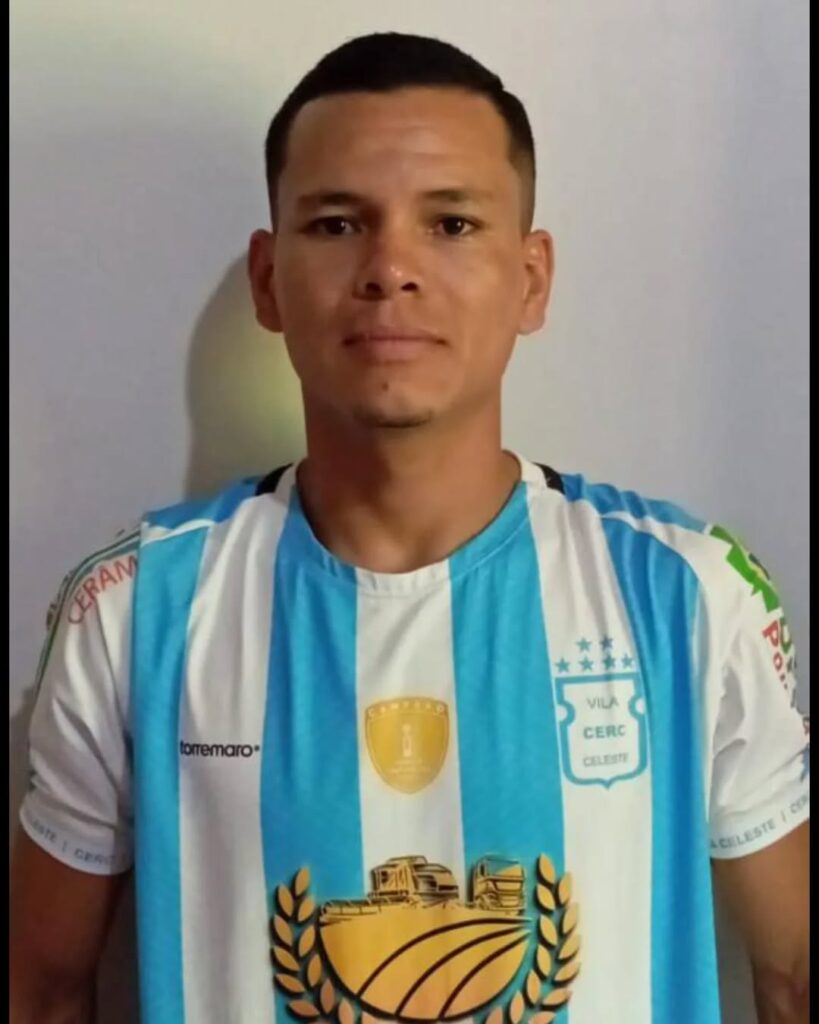 Zino é o primeiro reforço do Celeste para a temporada