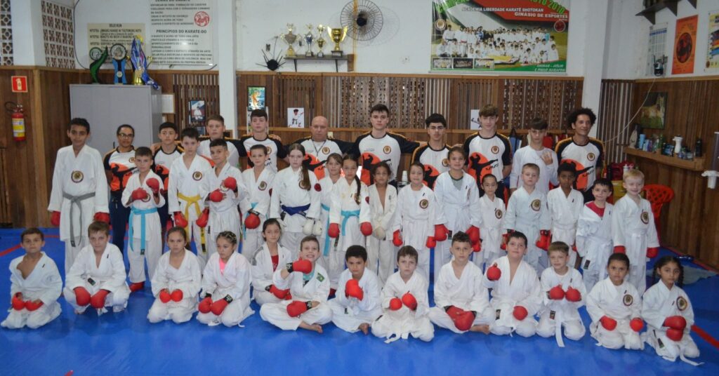 Projeto de Karatê abre matrículas para novos alunos

A Associação Liberdade de Karatê Shotokan, em parceria com a Secretaria de Esporte e Lazer de Mar