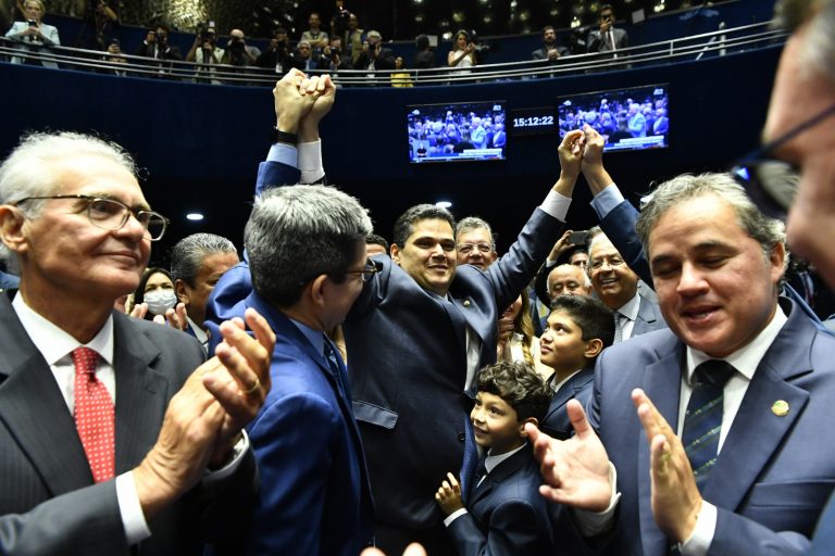 Davi Alcolumbre eleito presidente do Senado novamente ⚖️🔥